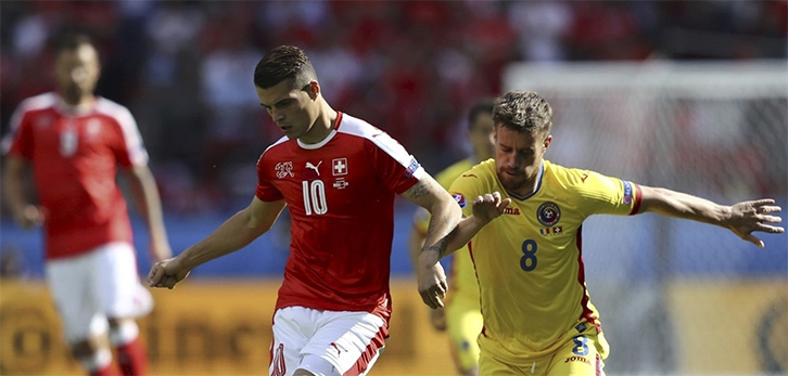 EURO 2016/ Zvicra barazon me Rumaninë, mban gjallë shpresat e Shqipërisë