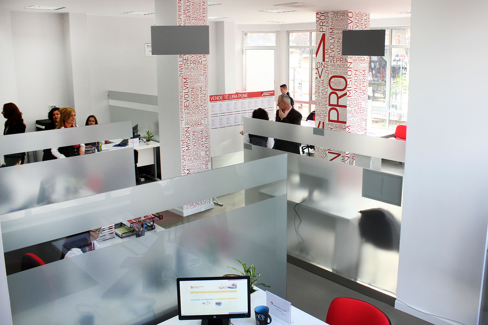 VENDIMI/Punësimi i të rinjve, 4 paga falas nga zyrat e punësimit