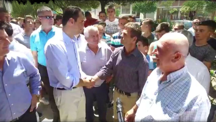 Basha: Rrogozhin 3 javë pa ujë, e 9 miliardë lekë fasada