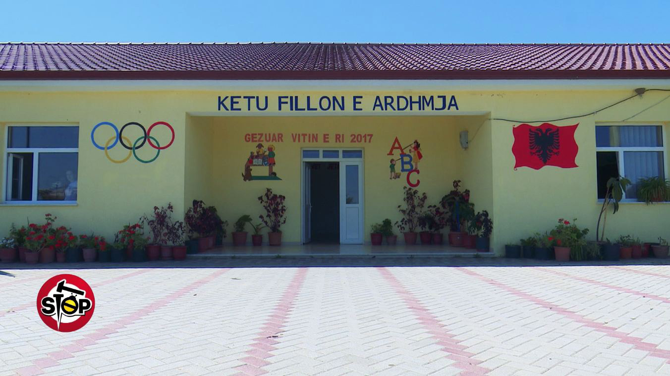 SKANDAL/ Në regjistra 85 nxënës, që nuk e panë kurrë derën e shkollës