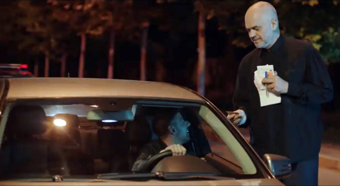 ARTAN FUGA/ Kryeministri polic civil – Mesazhet e gabuara të një spoti elektoral kryeministror!