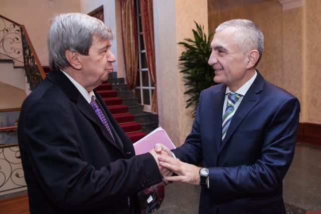 Quizi i Kukan për përfshirjen e Metës në fushatë: Ja ku e keni përgjigjen