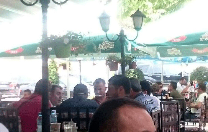 FOTO LAJM/ Sfiduesi i Lulzim Bashës për partinë, Eduard Selami takim me dy drejtues të lartë të PD