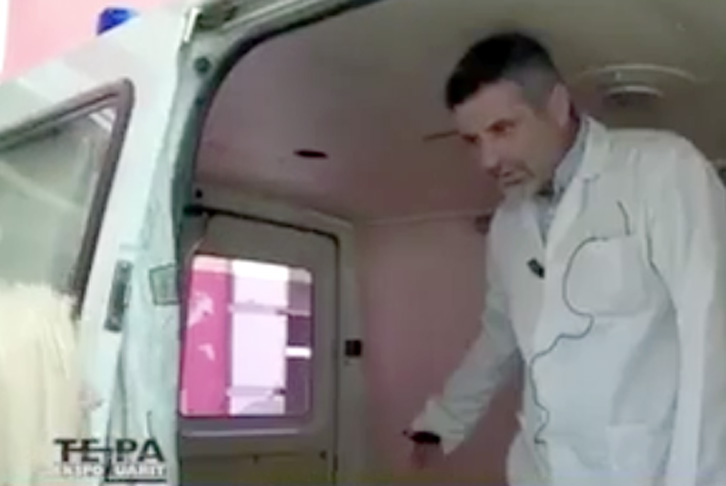 VIDEO/ Rama fyen publikisht infermierin e urgjencës që “i nxori të palarat” shëndetësisë falas