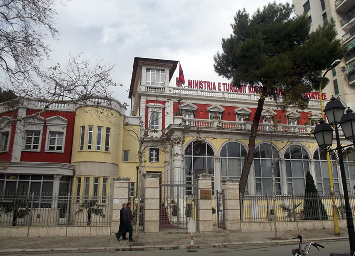 VENDIMI/ Qeveria “firmos” një miliard lek për zyrat e Vetting-ut