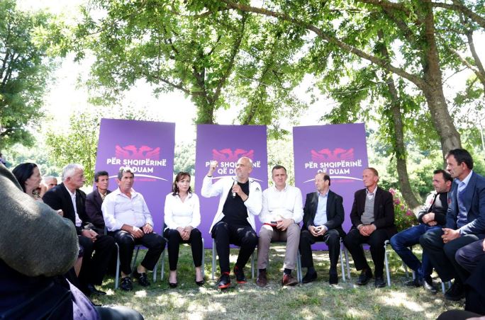 Ramës i kërkojnë të mos mbajë afër Ilir Beqen