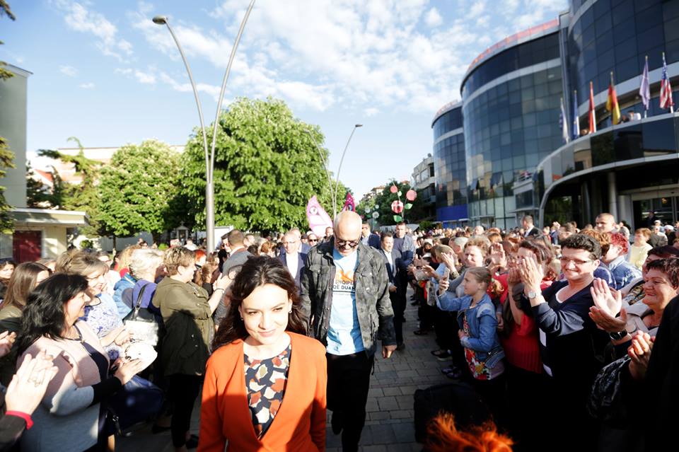 Marrëveshja në rrugë të mbarë, Rama në Bilisht me Kryebashkiakun e PD-së