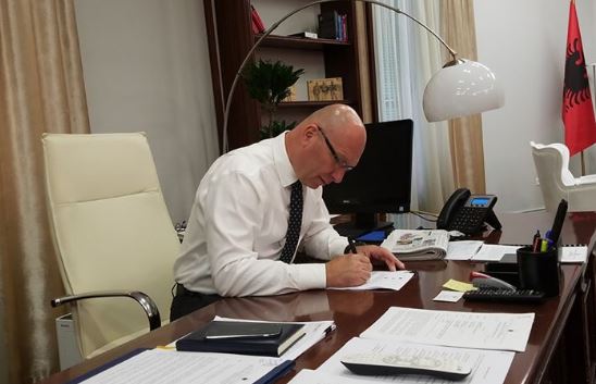 Ministri Demiraj bën bilancin: Në 18 ditë u sekuestruan mbi 4 ton kanabis