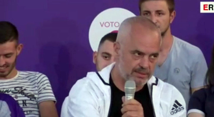 VIDEO/ Të dehurit i hap rrugë edhe budallai…, por jo Edi Rama