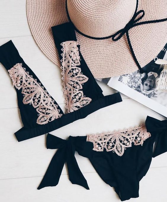 FOTO/ Kapelet e plazhit, modelet që duhet të keni patjetër gjatë pushimeve