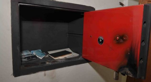 DETAJE/ Biznesmenit i vjedhin milionat, kurthi dhe mashtrimi që tre shokët i bënë djalit të tij