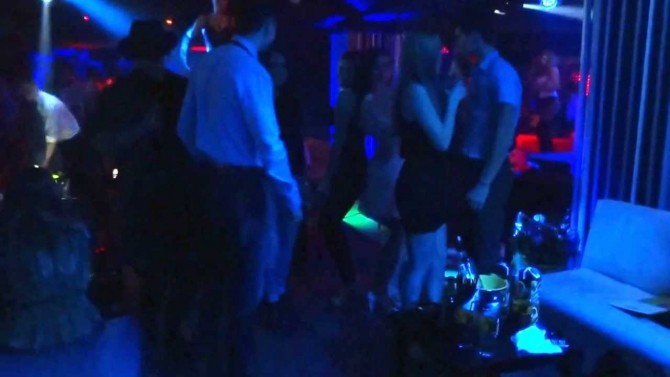 FOTOGALERI/ Mbrëmja , studentët ekselentë përveç kokainës edhe orgji