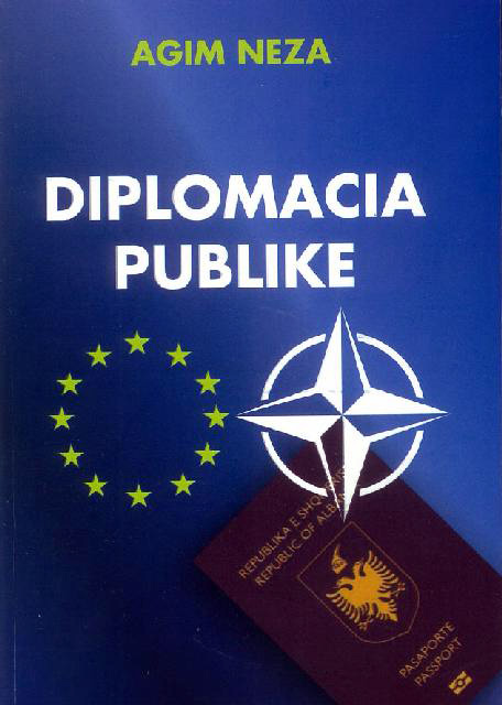 Përkujtohet mjeshtri i komunikimit Agim Neza, promovohen tre librat e tij të fundit