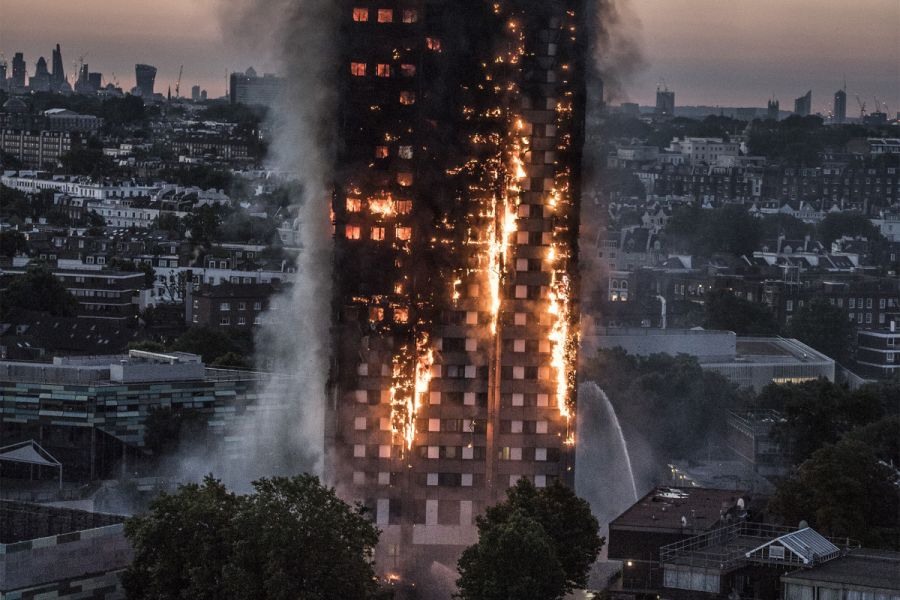 LONDËR/ Bilanci tragjik nga zjarri masiv në ndërtesën 24 katëshe