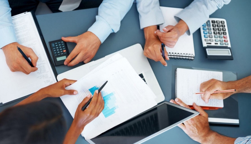 Tiranë, falsifikonin dokumenta për të përfituar kredi, 7 të arrestuar