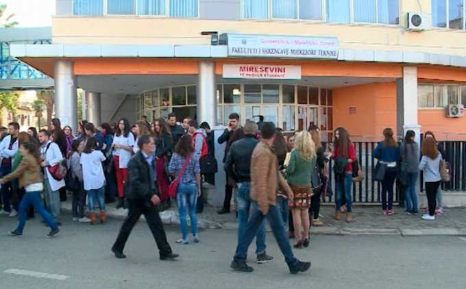 Universiteti i Mjekësisë publikon kriteret e pranimit për vitin e ri akademik