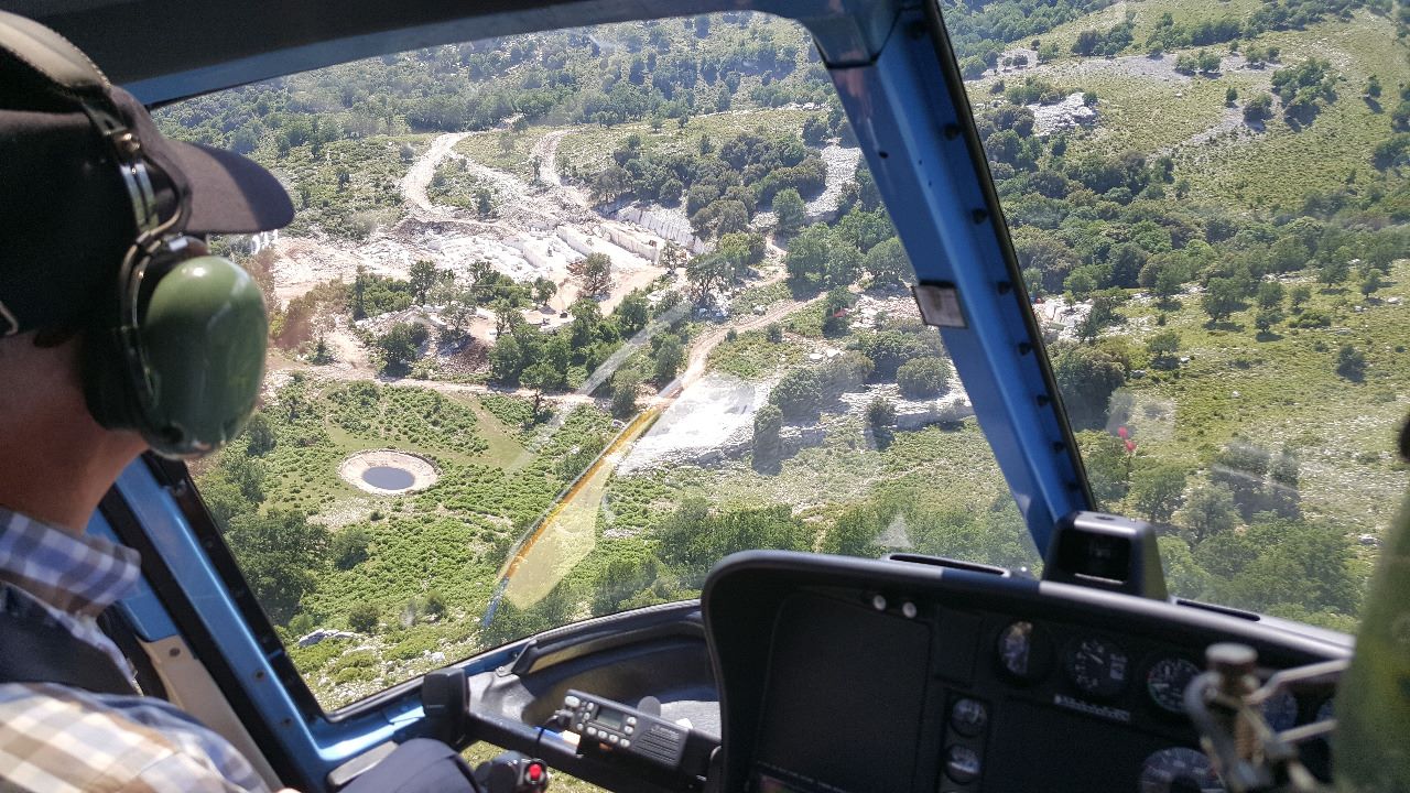 FOTO/ Antikanabisi, Guardia Di Finanza dhe Policia e Vlorës monitorim nga ajri, toka e deti