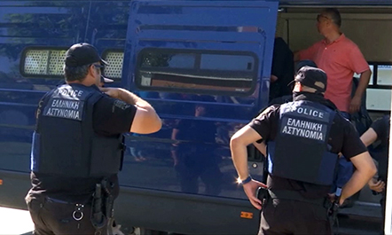 Greqi, foto intime me minorene, dy pedofilët shqiptarë e pësojnë keq