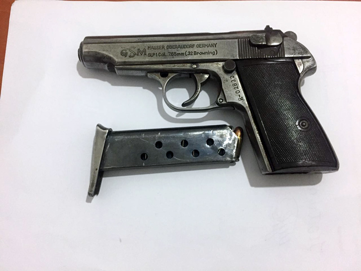 EMRI & FOTO/ Shkodër, qarkullonte me armë zjarri në makinë,  arrestohet në flagrancë i riu