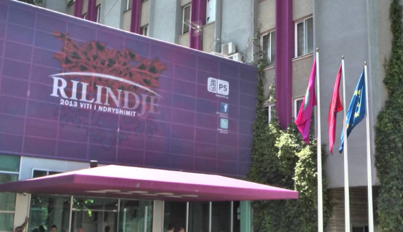 Ky është versioni i PS për helmin në protestën e opozitës