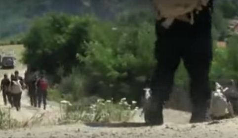 VIDEO REPORTAZH/ Gazetarët francezë zbulojnë rrjetin e punëtorëve të drogës në Shqipëri