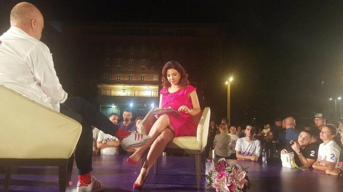 Rama filmon mitingun e Metës në Berat dhe merr një vendim final për LSI