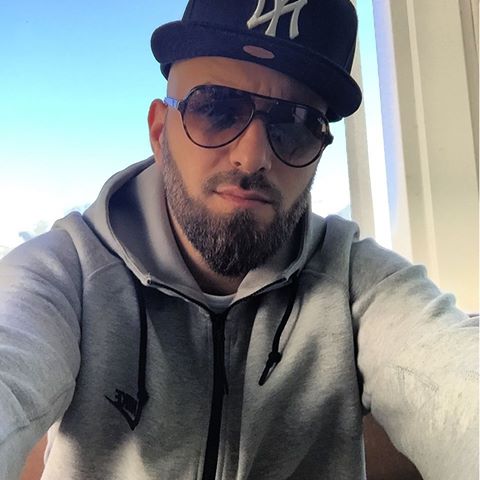 Varrosi heq dorë nga muzika, tani ka një profesion të ri