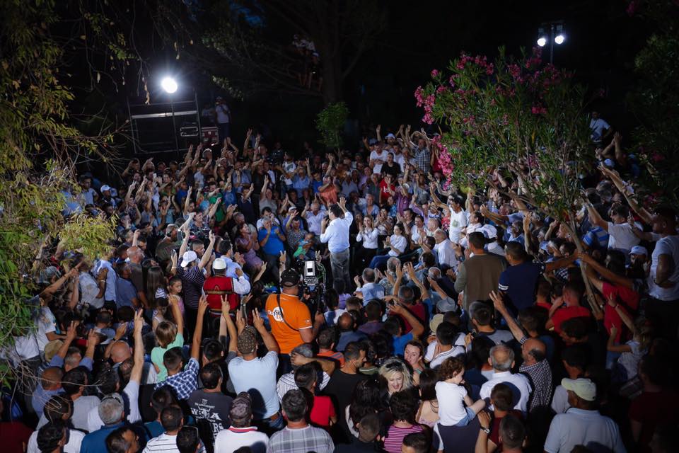 Lulzim Basha i heq maskën demokracisë shqiptare: Një grusht politikanësh kontrollojnë gjithcka, edhe oksigjenin