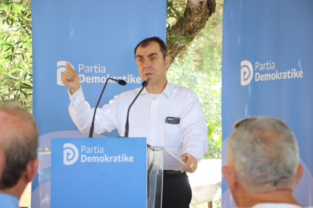 FOTO/ Selami: Të rikthehemi në parti të intelektualëve, e shtresave të djathta