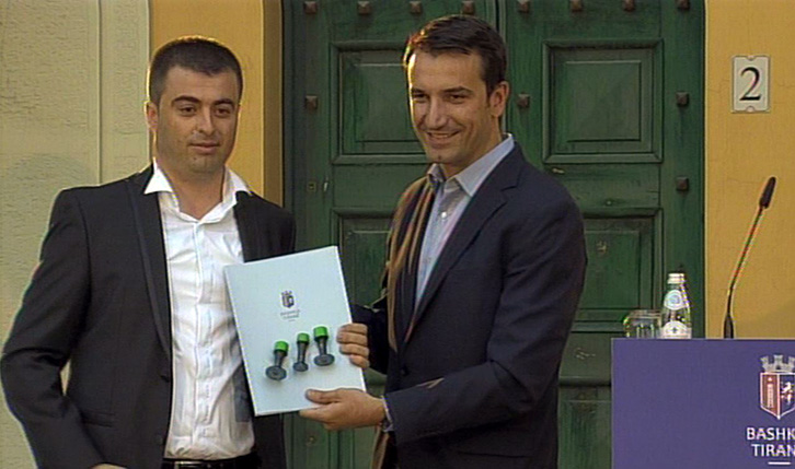 LSI “ra nga fiku”, nuk kanë pse ta duan më – Administratori Zall Herrit rikthehet te PS