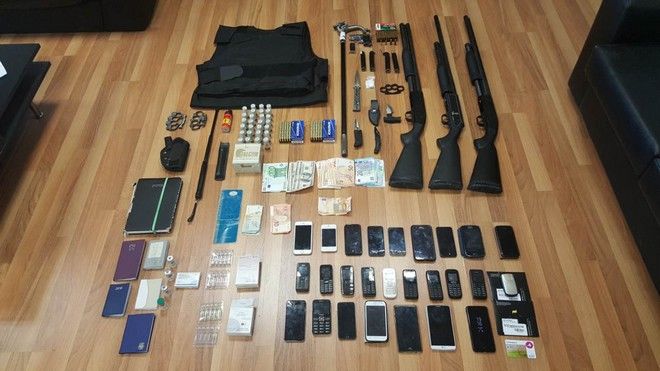 FOTO/ Athinë, shqiptarët pjesë e “camorras greke”, shkatërrohen dy organizata kriminale