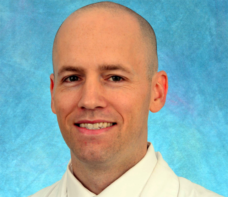 SKANDAL/ Mjeku “ia plas në fytyrë” Edi Ramës: Ja sa euro më kërkoi Ilir Beqaj dhe shefi i kabinetit për një vend pune