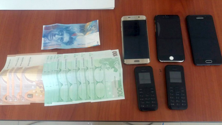 EMRA & FOTO GALERI/ Fier, Drogë, armë dhe para, prangoset një fierak dhe dy shkodranë