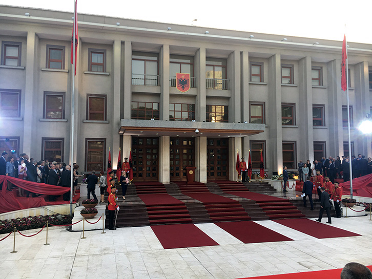 FOTO GALERI/ Bujar Nishani i dorëzon detyrën Ilir Metës