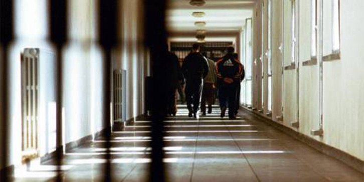 Riatdhesimi i të dënuarve, Italia: Tirana s’pranon 800 të burgosur