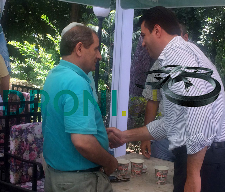 FOTO LAJM/ Basha shfaqet në publik, takon simpatizantët e PD