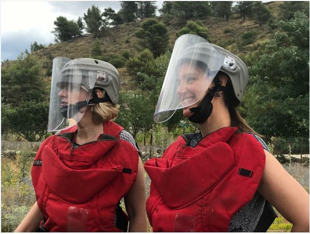 FOTO GALERI/ Dy ministret e Ramës për demontim municionesh…, pozojnë si për kopertinë reviste