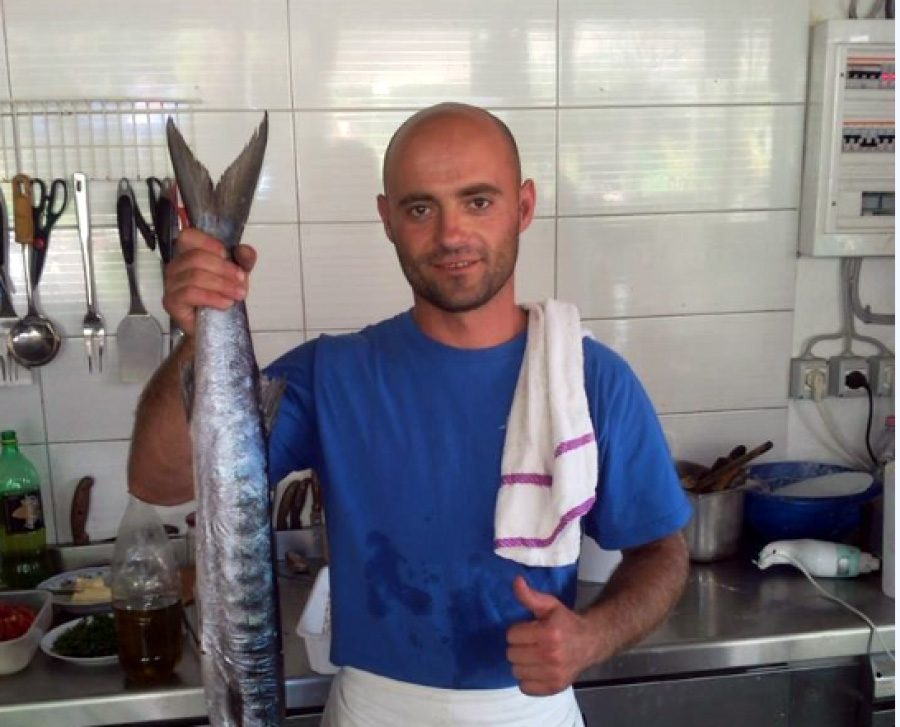 FOTO & DETAJE/ Vrasja në Borsh: U zunë pritë dhe i bënë copë me thika te rruga e plazhit