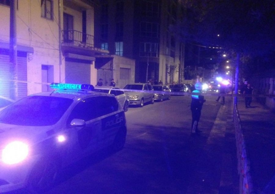 EMRI & FOTO GALERI/ Tiranë, identifikohet i plagosuri te Gjimnazi “Partizani”