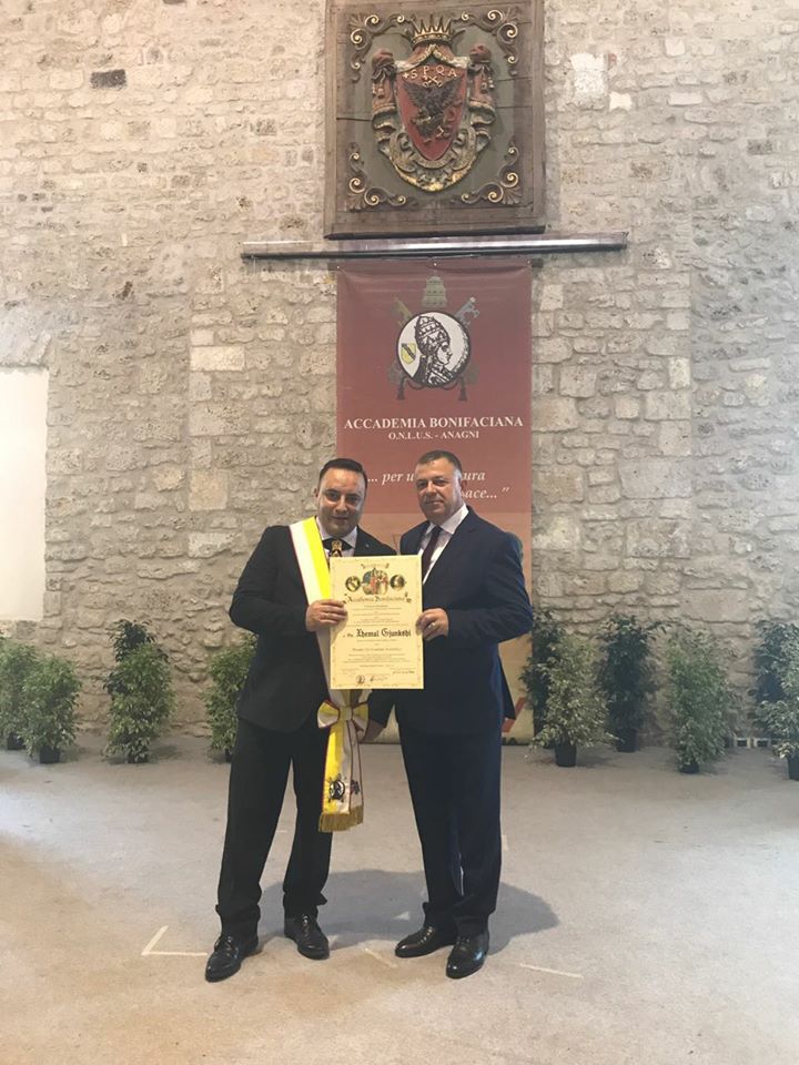 FOTO GALERI/ Itali, Deputeti i PD zgjidhet Anëtar i Këshillit Shkencor të Akademisë Bonifaciana
