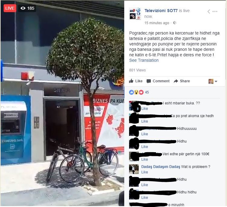 VIDEO & FOTO SKANDAL/ Pogradec, i moshuari tenton vetëhedhjen nga pallati, qytetarët vënë baste: 50 euro që nuk hidhet