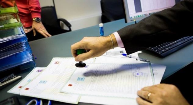 Kush nuk zhvendos gjendjen civile ku banon, edhe 20 ditë kohë, pas këtij afat ja sa gjobë paguan