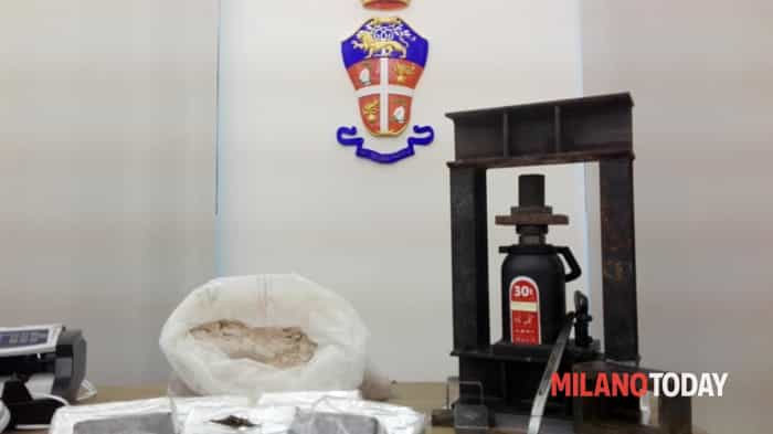 FOTO/ Itali, kapet mat guzhinieri shqiptar, po “gatuante” heroinë