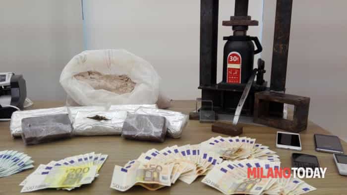 FOTO/ Itali, kapet mat guzhinieri shqiptar, po “gatuante” heroinë