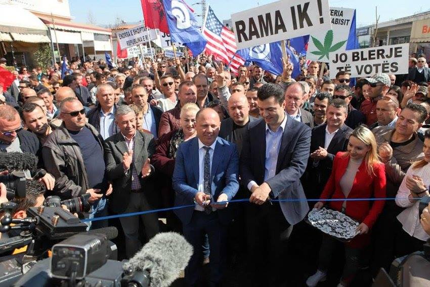 ZGJEDHJET/ Kamza konfirmohet bastion i PD, 4% më shumë votues se në 2013