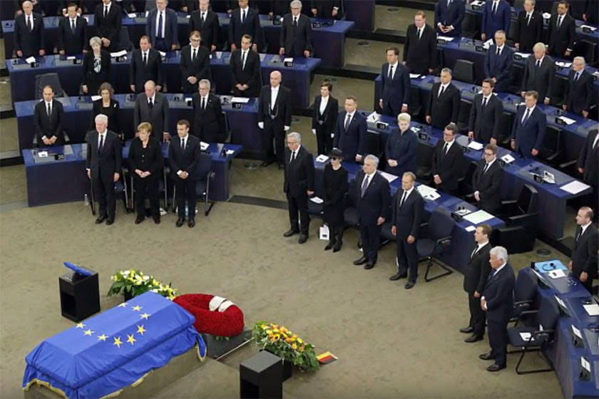 FOTO/ Presidenti Nishani në ceremoninë e nderimit të ish-kancelarit gjerman, Helmut Kohl