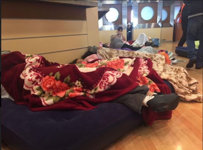 LAJMI I FUNDIT/Difekt në tragetin e linjës Ancona-Durrës, 1000 udhëtarë në mes të detit