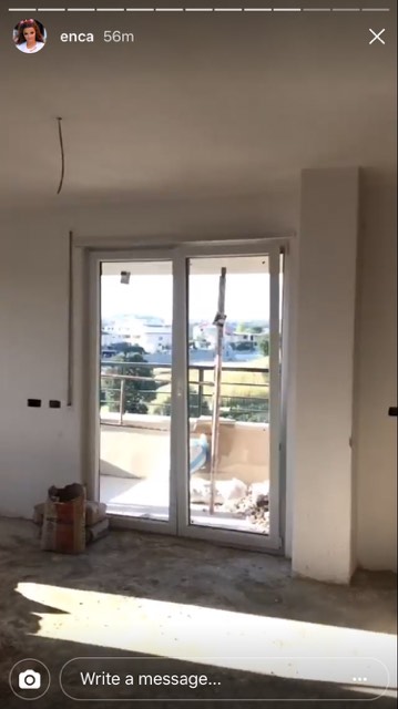 FOTO/ Njihuni me super vilën e Encës