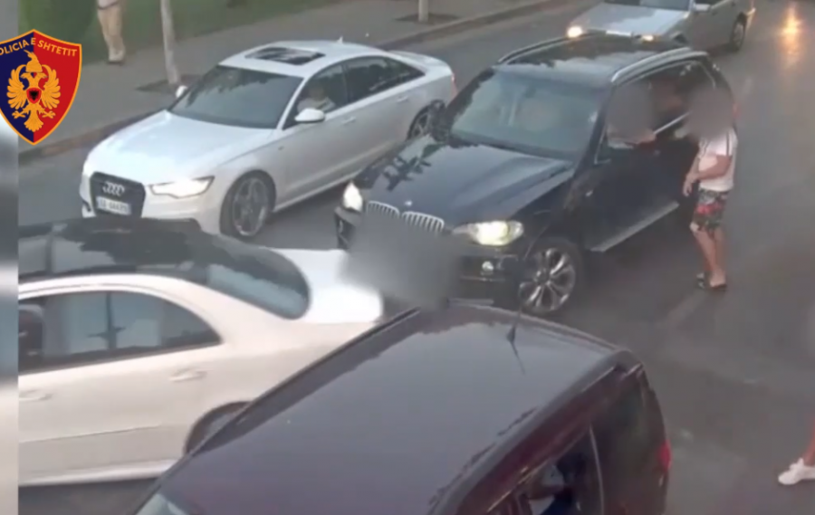 VIDEO & RRËFIMI/ Turisti gjerman te “Komuna e Parisit” tregon si i ndoqi dhe filmoi atentatorët – “Ndaloni çuna, s’keni ku shkoni, jeni filmuar bukur!”