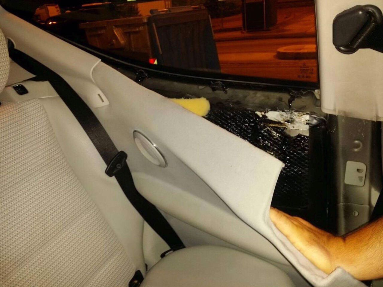 FOTO GALERI/ Greqi, shqiptari tenton trafikimin e 23 kg drogë me “Benz”